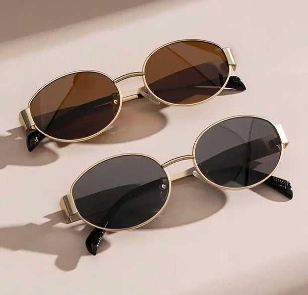 Trendy Oval shape Metal Premium sunglasses 🕶️ A024